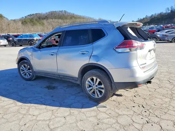 5N1AT2MV4GC825783 2016 NISSAN ROGUE - Image 2