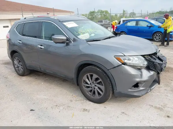 5N1AT2MV4GC863577 2016 NISSAN ROGUE - Image 1