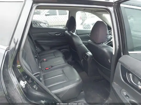 5N1AT2MV4GC864714 2016 NISSAN ROGUE - Image 8