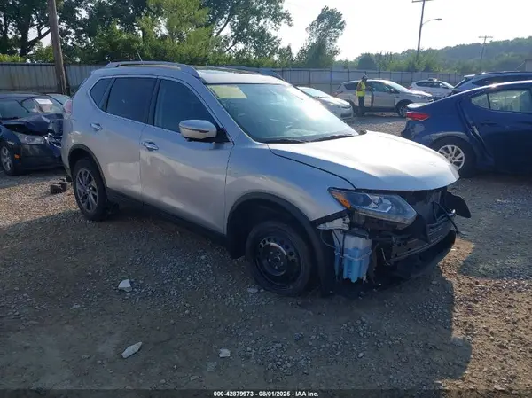 5N1AT2MV4GC870061 2016 NISSAN ROGUE - Image 1