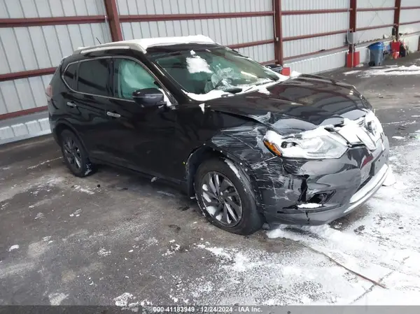 5N1AT2MV4GC882680 2016 NISSAN ROGUE - Image 1