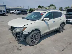 5N1AT2MV4GC884946 2016 NISSAN ROGUE