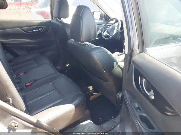 5N1AT2MV4GC890942 2016 NISSAN ROGUE - Image 8