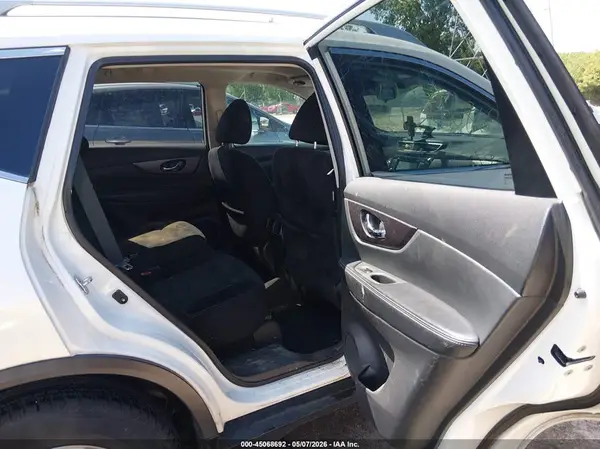 5N1AT2MV4GC921669 2016 NISSAN ROGUE - Image 8