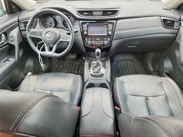 5N1AT2MV4HC730450 2017 NISSAN ROGUE - Image 8
