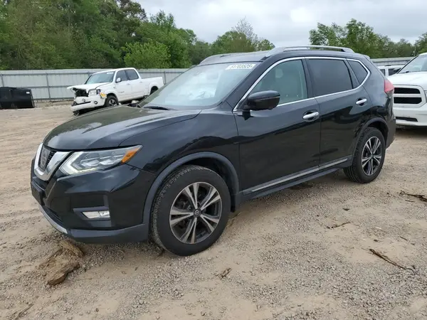 5N1AT2MV4HC730884 2017 NISSAN ROGUE - Image 1