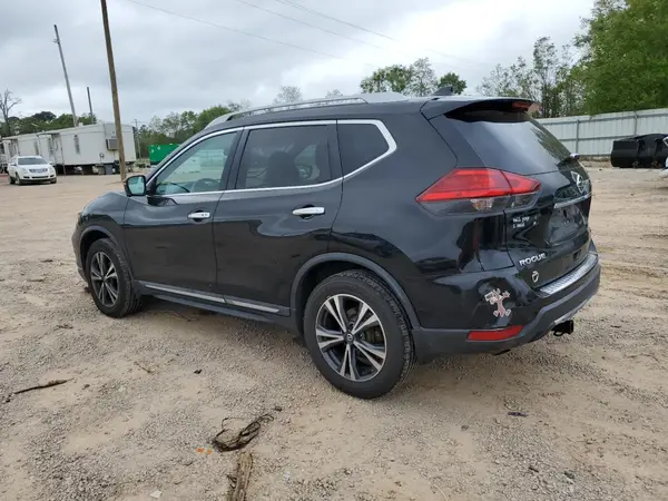 5N1AT2MV4HC730884 2017 NISSAN ROGUE - Image 2