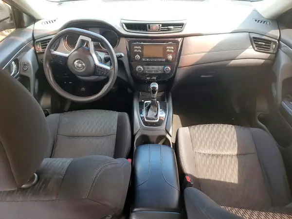 5N1AT2MV4HC732635 2017 NISSAN ROGUE - Image 8