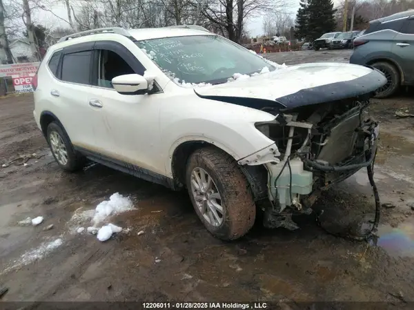 5N1AT2MV4HC733610 2017 NISSAN ROGUE - Image 1