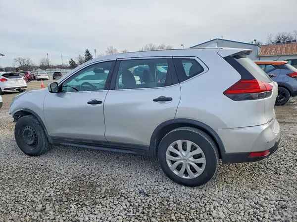 5N1AT2MV4HC739360 2017 NISSAN ROGUE - Image 2