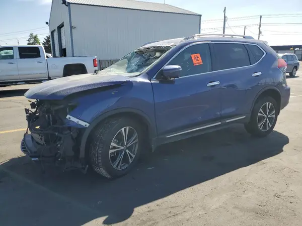 5N1AT2MV4HC746244 2017 NISSAN ROGUE - Image 1
