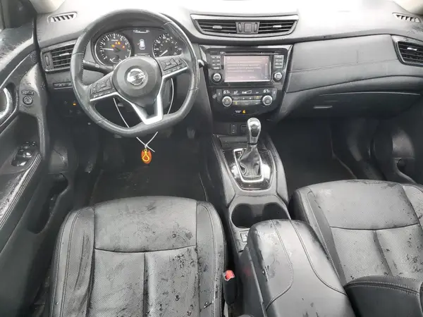 5N1AT2MV4HC751699 2017 NISSAN ROGUE - Image 8