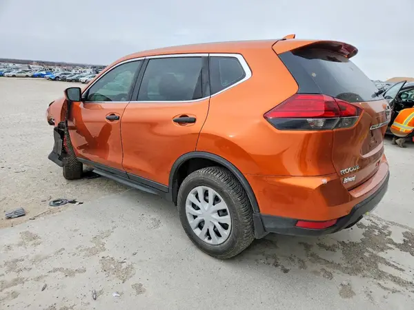 5N1AT2MV4HC753680 2017 NISSAN ROGUE - Image 2