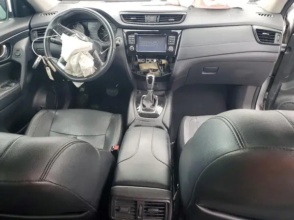 5N1AT2MV4HC754358 2017 NISSAN ROGUE - Image 8