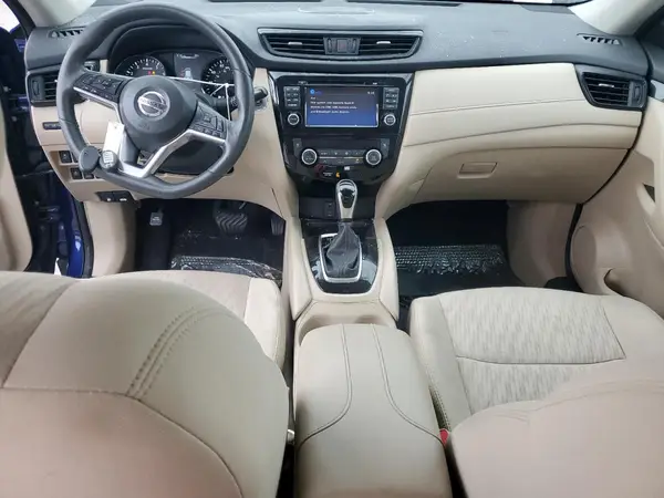5N1AT2MV4HC760838 2017 NISSAN ROGUE - Image 8