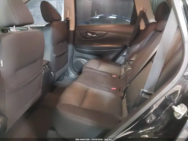 5N1AT2MV4HC764341 2017 NISSAN ROGUE - Image 8