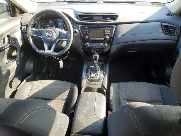 5N1AT2MV4HC766106 2017 NISSAN ROGUE - Image 8