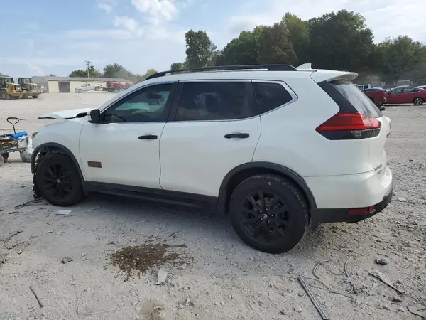 5N1AT2MV4HC766364 2017 NISSAN ROGUE - Image 2