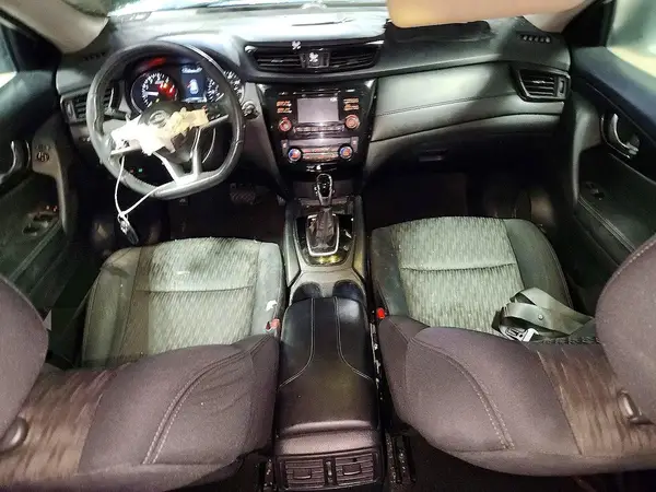 5N1AT2MV4HC766803 2017 NISSAN ROGUE - Image 8