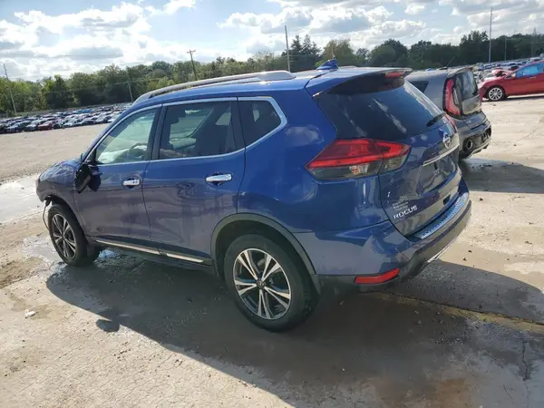 5N1AT2MV4HC771595 2017 NISSAN ROGUE - Image 2