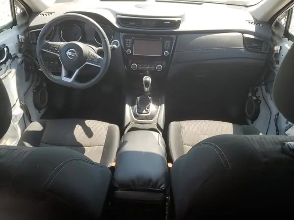 5N1AT2MV4HC784833 2017 NISSAN ROGUE - Image 8