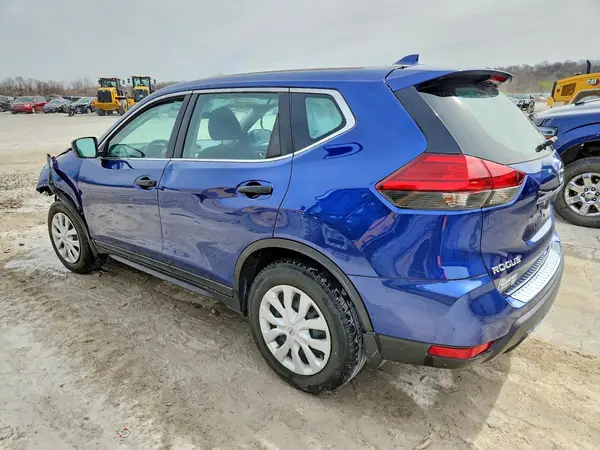 5N1AT2MV4HC785187 2017 NISSAN ROGUE - Image 2