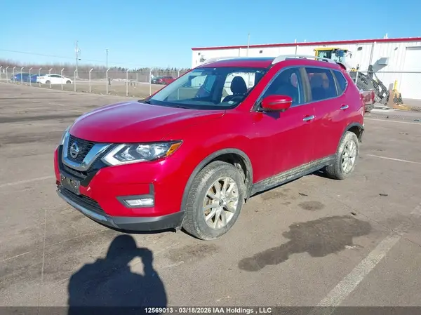 5N1AT2MV4HC786789 2017 NISSAN ROGUE - Image 2