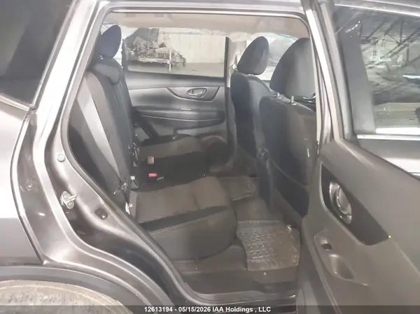 5N1AT2MV4HC789871 2017 NISSAN ROGUE - Image 8