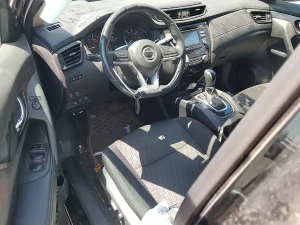 5N1AT2MV4HC791006 2017 NISSAN ROGUE - Image 8