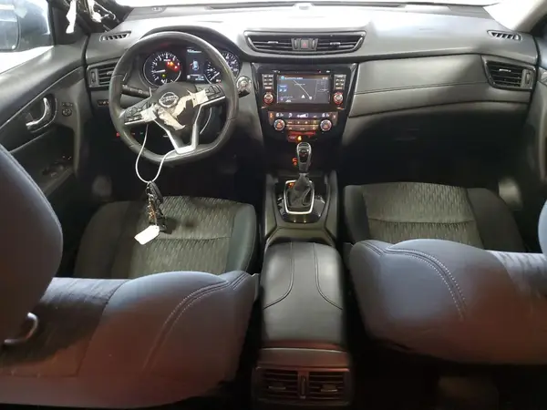 5N1AT2MV4HC793466 2017 NISSAN ROGUE - Image 8