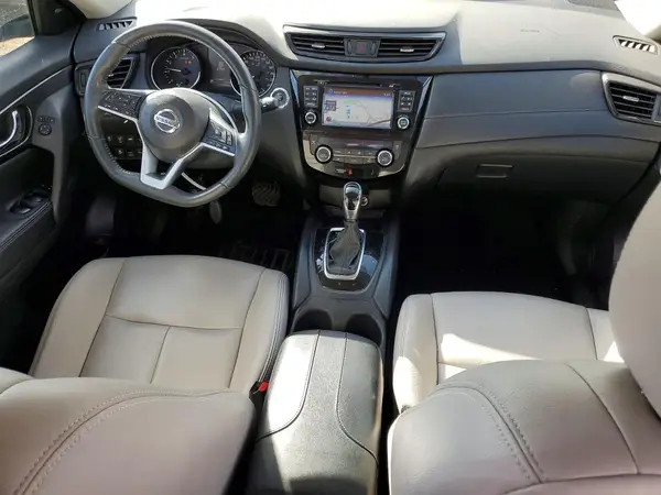 5N1AT2MV4HC794939 2017 NISSAN ROGUE - Image 8