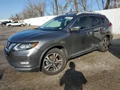 5N1AT2MV4HC799767 2017 NISSAN ROGUE