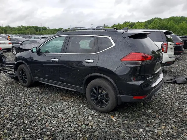 5N1AT2MV4HC807494 2017 NISSAN ROGUE - Image 2