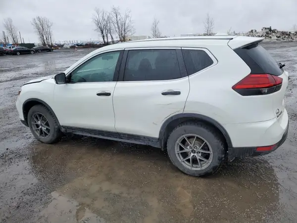 5N1AT2MV4HC807656 2017 NISSAN ROGUE - Image 2