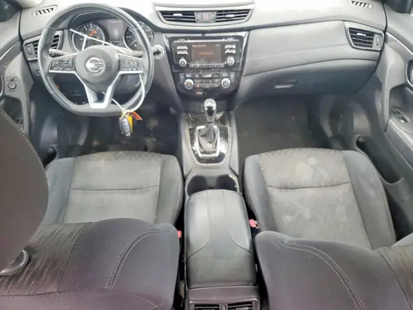 5N1AT2MV4HC811173 2017 NISSAN ROGUE - Image 8