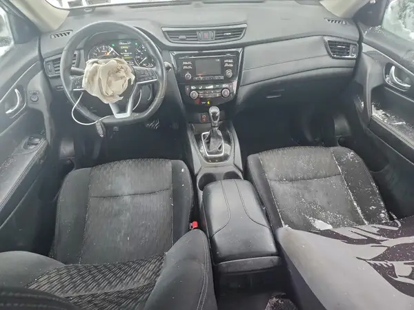5N1AT2MV4HC818818 2017 NISSAN ROGUE - Image 8