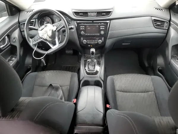 5N1AT2MV4HC820925 2017 NISSAN ROGUE - Image 8