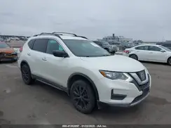 5N1AT2MV4HC829687 2017 NISSAN ROGUE