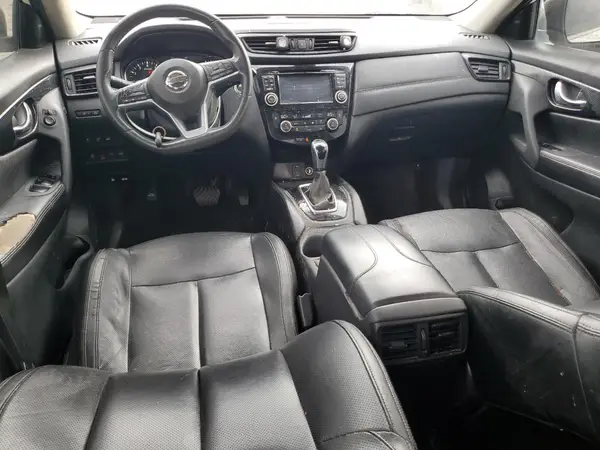 5N1AT2MV4HC831410 2017 NISSAN ROGUE - Image 8