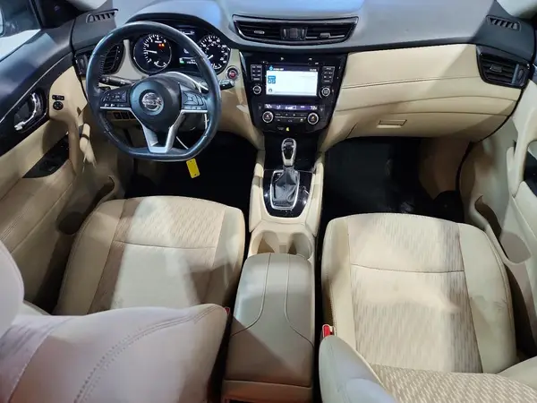 5N1AT2MV4HC832086 2017 NISSAN ROGUE - Image 8