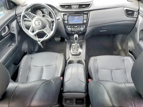5N1AT2MV4HC847185 2017 NISSAN ROGUE - Image 8