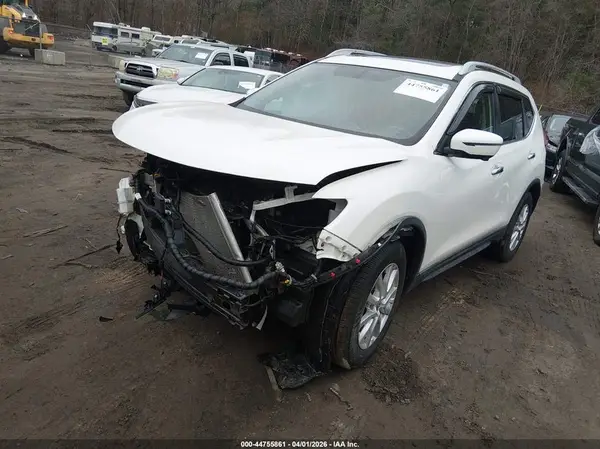 5N1AT2MV4HC849034 2017 NISSAN ROGUE - Image 2