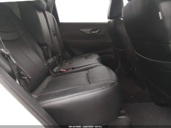 5N1AT2MV4HC849034 2017 NISSAN ROGUE - Image 8