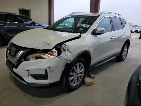 5N1AT2MV4HC849129 2017 NISSAN ROGUE - Image 1