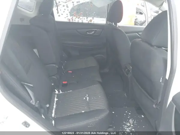 5N1AT2MV4HC851995 2017 NISSAN ROGUE - Image 8