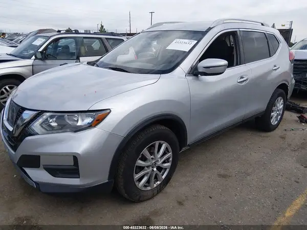 5N1AT2MV4HC854752 2017 NISSAN ROGUE - Image 2