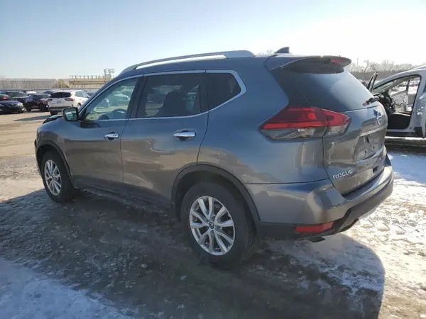 5N1AT2MV4HC855058 2017 NISSAN ROGUE - Image 2