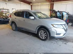 5N1AT2MV4HC857828 2017 NISSAN ROGUE