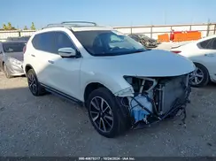 5N1AT2MV4HC857943 2017 NISSAN ROGUE