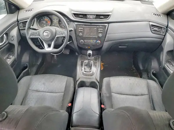 5N1AT2MV4HC860194 2017 NISSAN ROGUE - Image 8